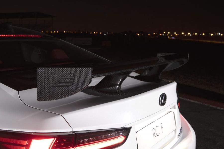 Детали экстерьера Lexus RC F Track Edition 2019 года  (ZA) (фото 6 из 22)